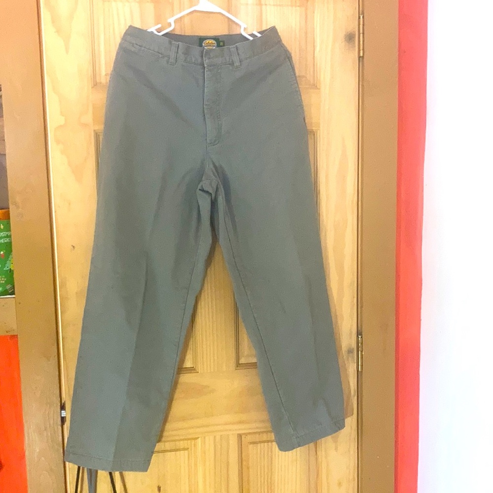 Size 32 Regular men’s flannel lined Cabela’s Pants